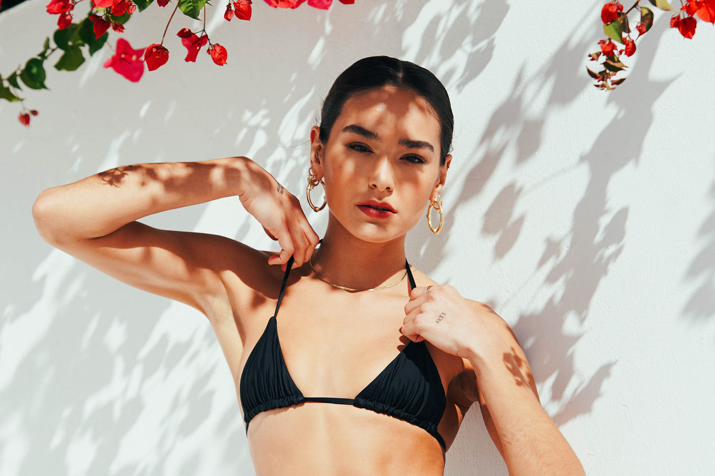 String Top in black